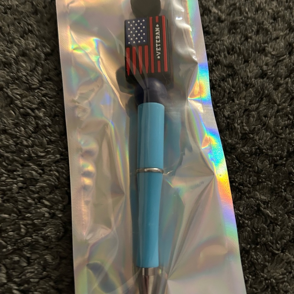 Hand Crafted U.S. Veteran Blue Pen